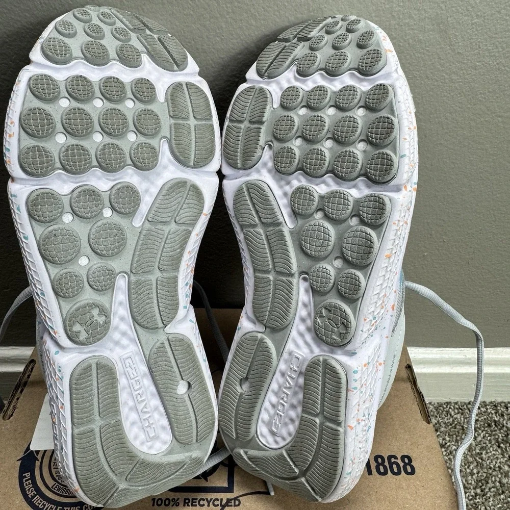 Under Armour UA Charged Assert 10 PNTSP Grey Sneaker Women SZ 8.5 3027092-100
